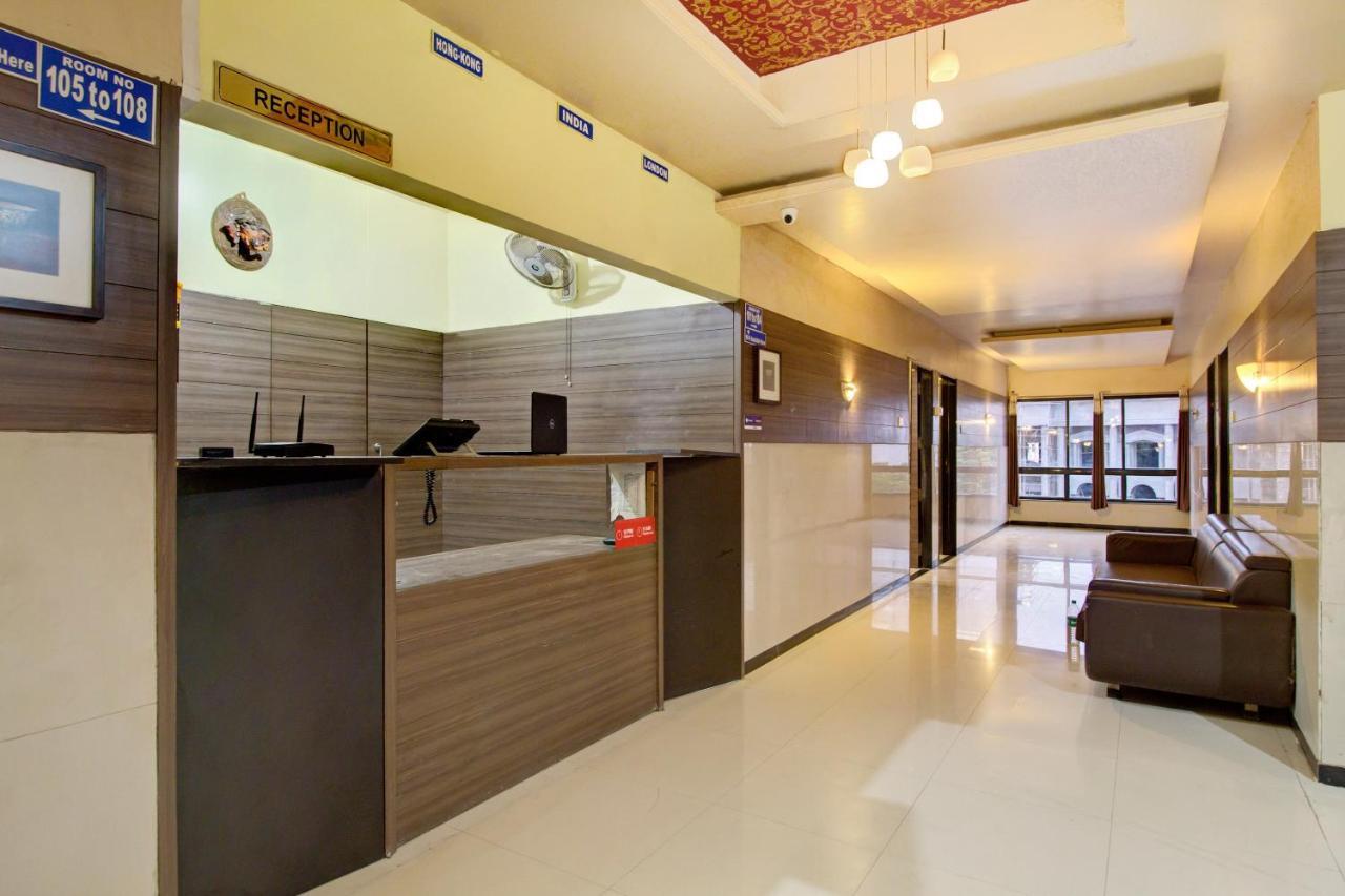 Oyo Slp013 Savan And Sapna Lodging Hotel Solapur Ngoại thất bức ảnh