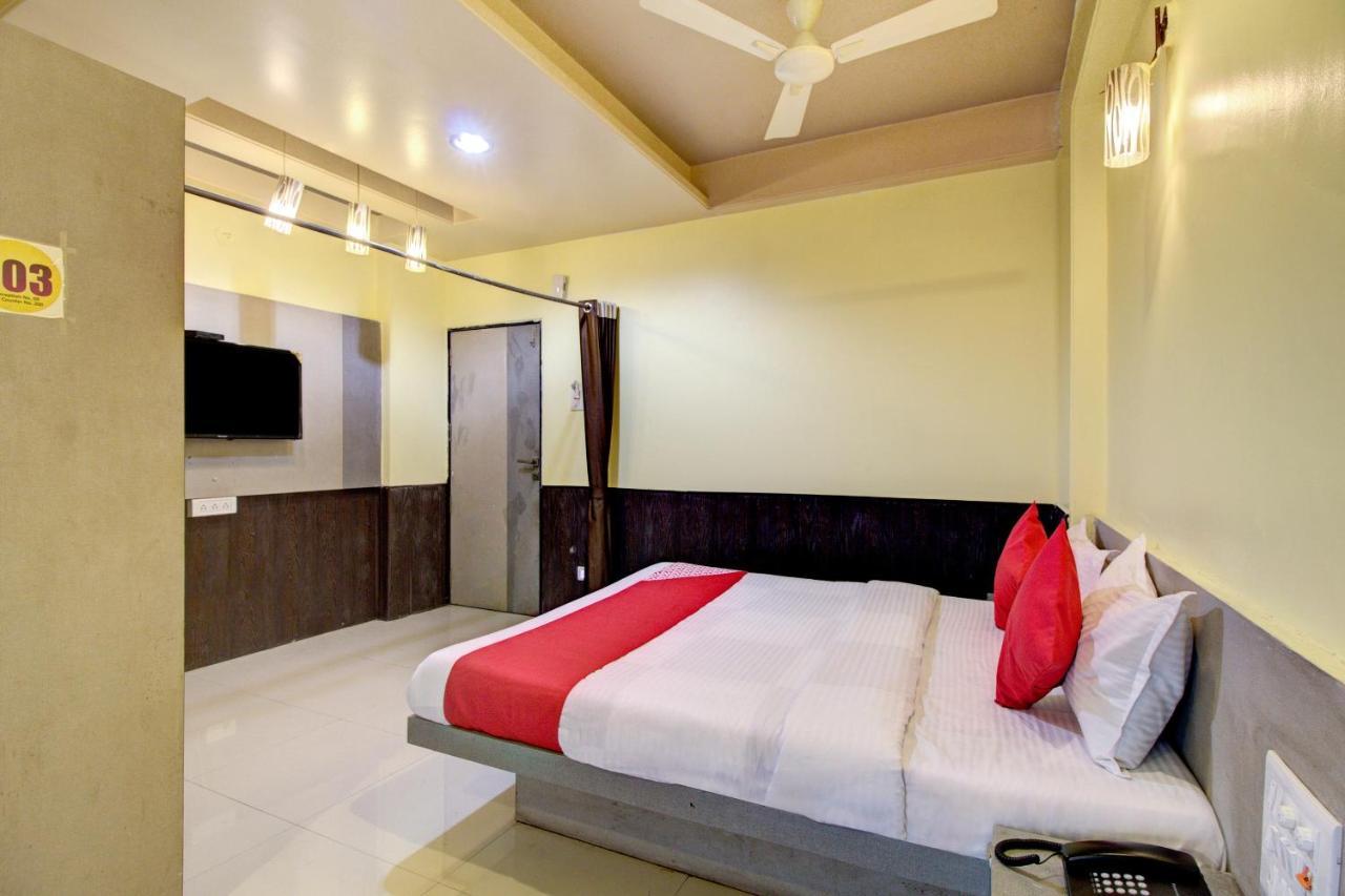 Oyo Slp013 Savan And Sapna Lodging Hotel Solapur Ngoại thất bức ảnh